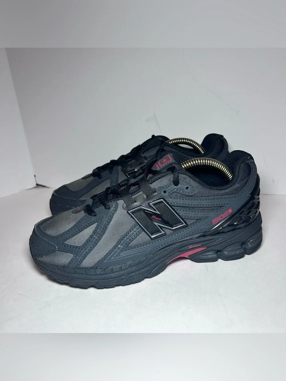New Balance 1906R Black Athletic Shoes Castle Rock Red Fade Kids 5